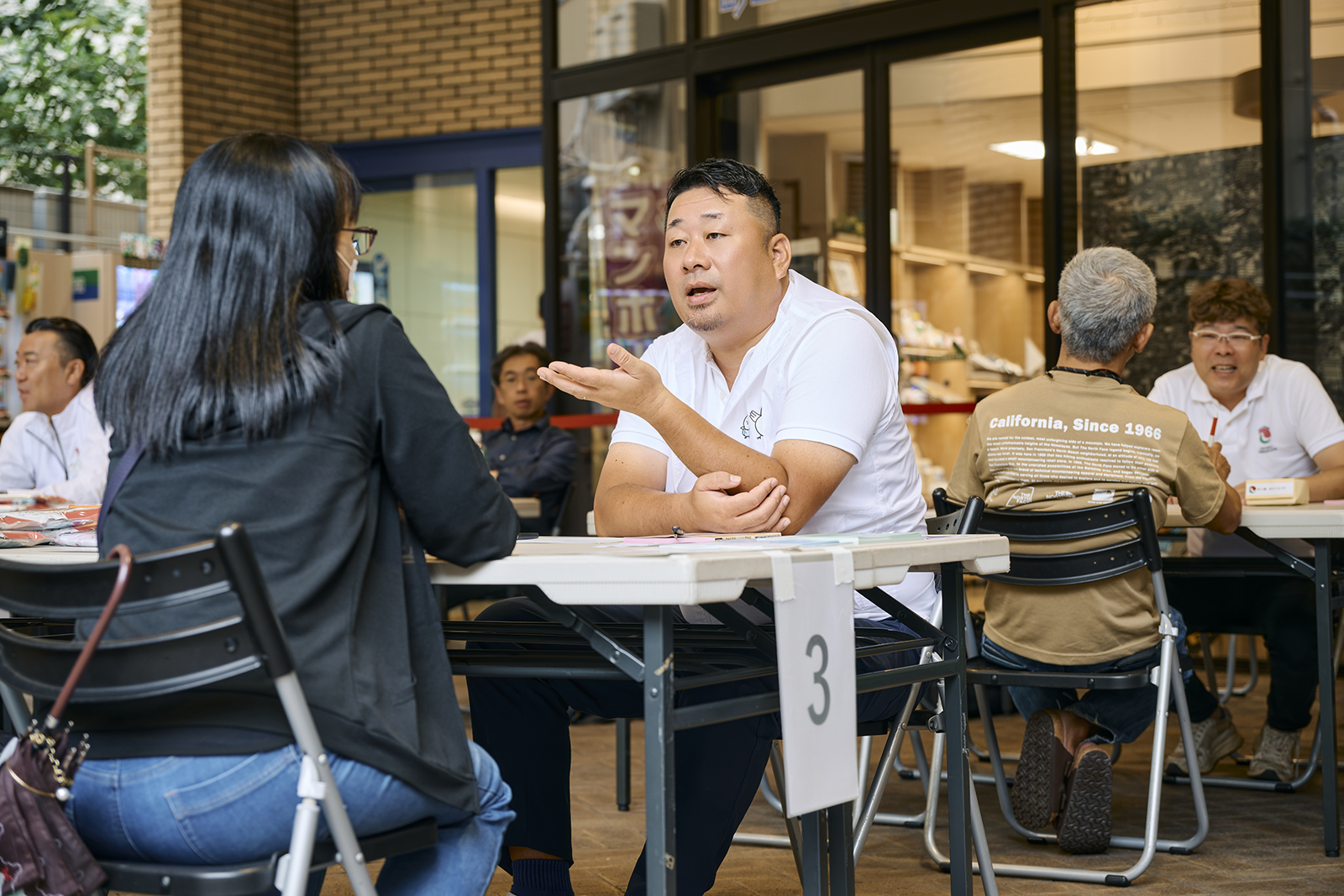 相談内容に応じて、じっくりと話を聞きます